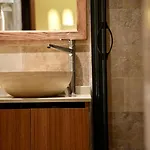 Khalkedon Aparthotel 4*