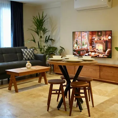 Khalkedon Apartmanhotel *