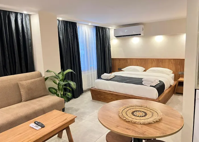 Ξενοδοχείο με διαμερίσματα Khalkedon 4*