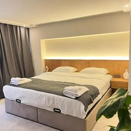 Khalkedon Aparthotel